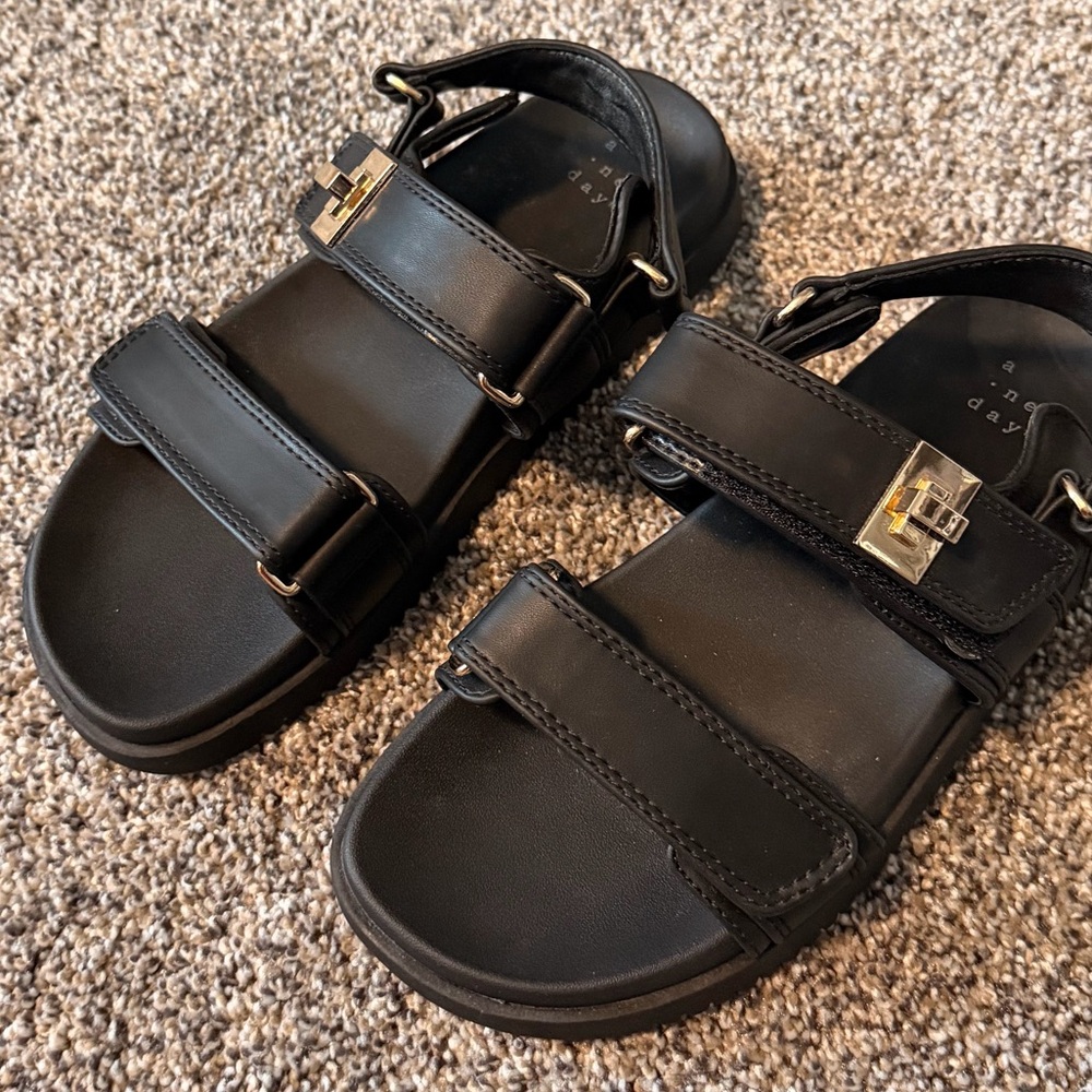 NWOT - Black Buckle Sandals with Gold Detail